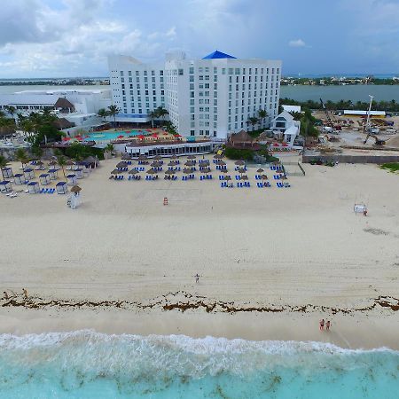Sunset Royal Hotel Cancún Exterior foto